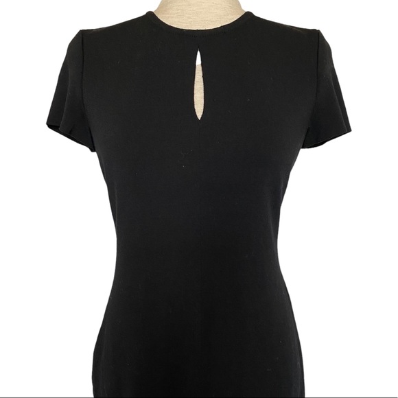 ⭐️ SOLD ⭐️ St. John Wool Blend Knit Key Hole Sheath Dress Size 4 Black - Picture 3 of 11
